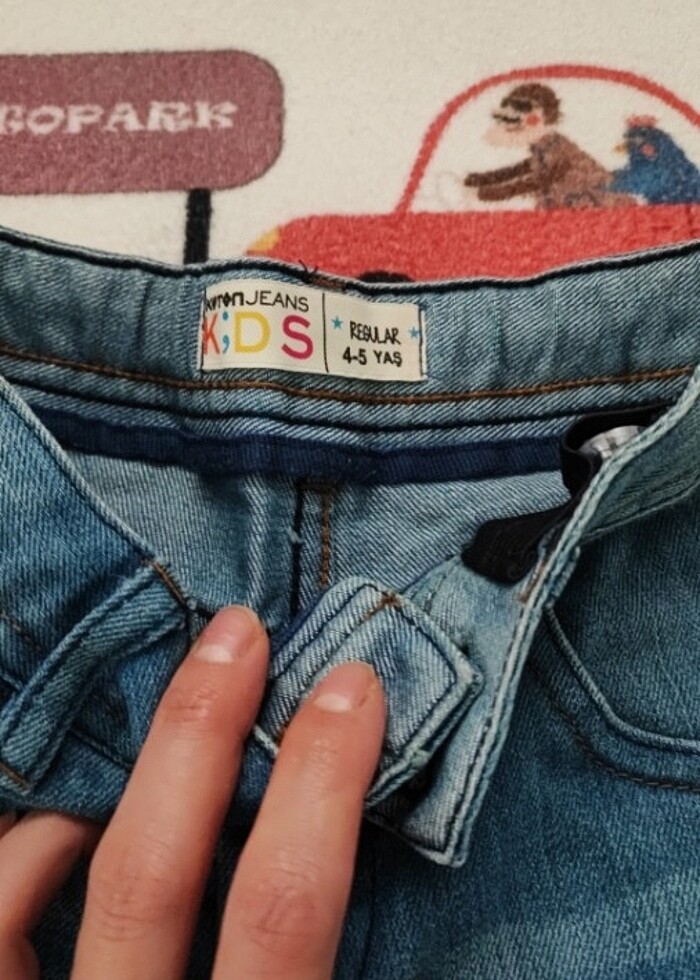 Erkek çocuk 4-5 yaş kot pantolon  - Görsel 4