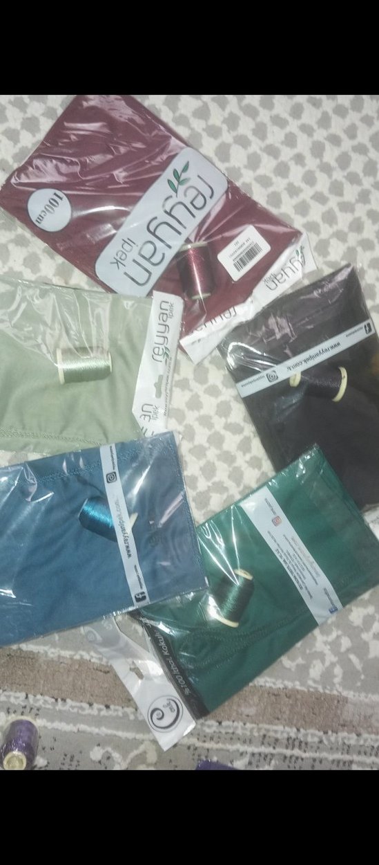 11 adet zürafa çekilmiş Düz Renk  yazma ve 1adet gri pullu yazma - Görsel 4