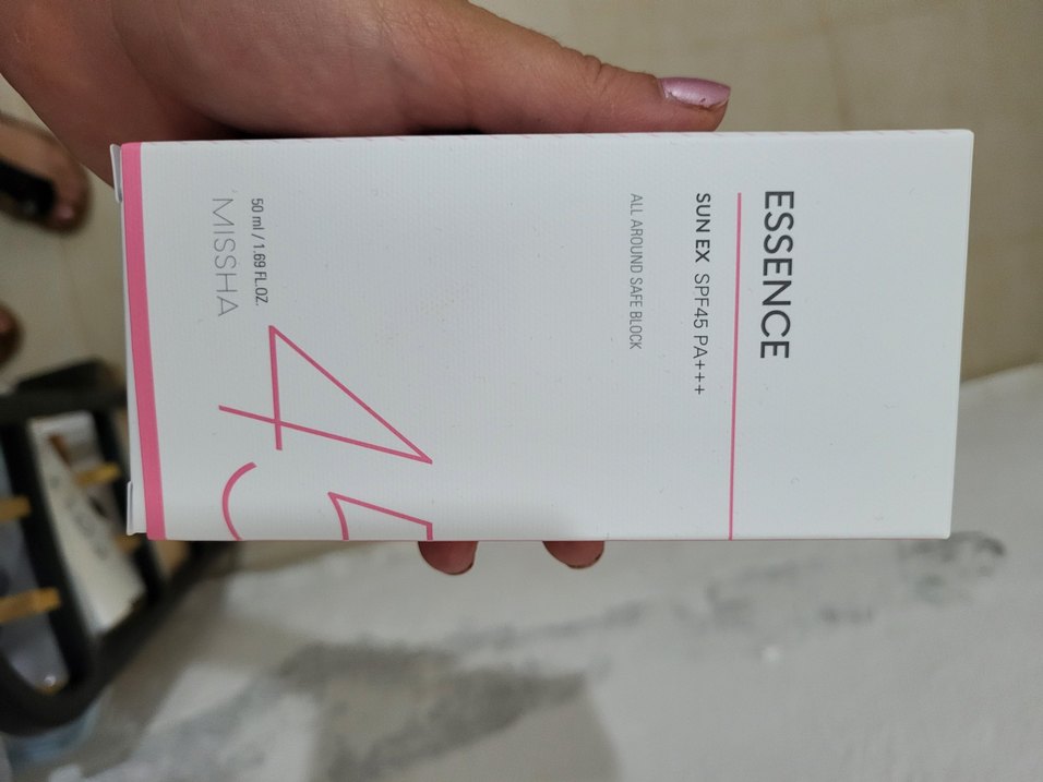 Missha Nemlendirici ve Aydınlatıcı Etkili Güneş Kremi - Görsel 3