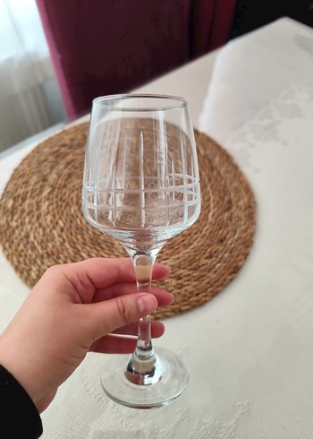 Beyaz Gri Desenli Kristal Kadeh