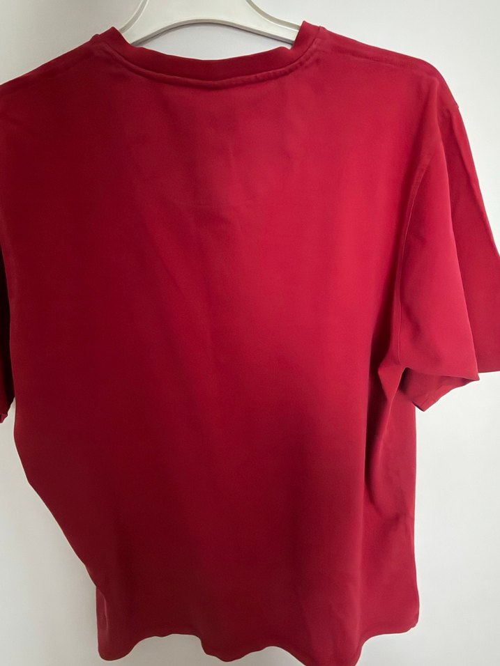 Kırmızı Düğmeli Erkek Tişört - Görsel 5