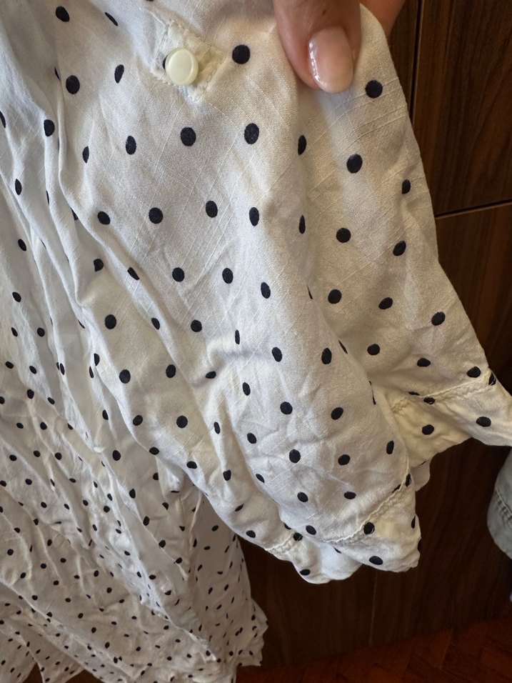 GAP Orjinal Düğmeli Beyaz Puantiyeli Kadın Gömlek - Görsel 5