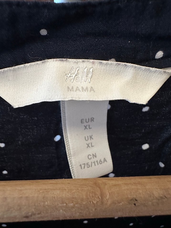 Lacivert Puantiyeli V Yakalı Kısa Kollu Kadın Gömlek - Görsel 3