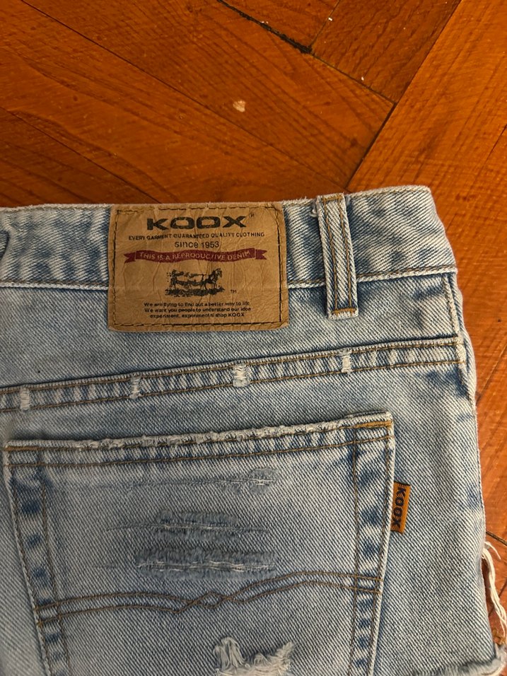 Düğmeli Bej Mini Kadın Jean Şort - Görsel 5