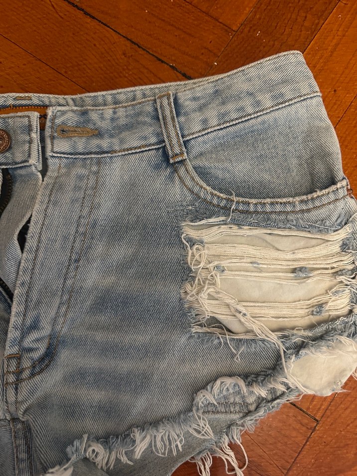 Düğmeli Bej Mini Kadın Jean Şort - Görsel 3