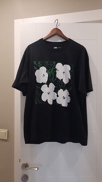 UNIQLO ORJİNAL TİŞÖRT