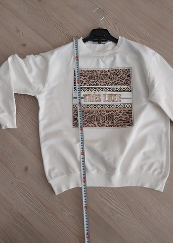 Kadın Beyaz Payetli Baskılı Sweatshirt - Görsel 5