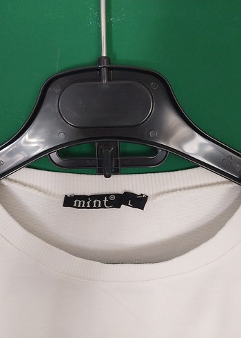 Kadın Beyaz Payetli Baskılı Sweatshirt - Görsel 3