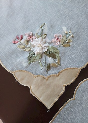 Nakışlı Vintage Bej oda takımı - Görsel 2