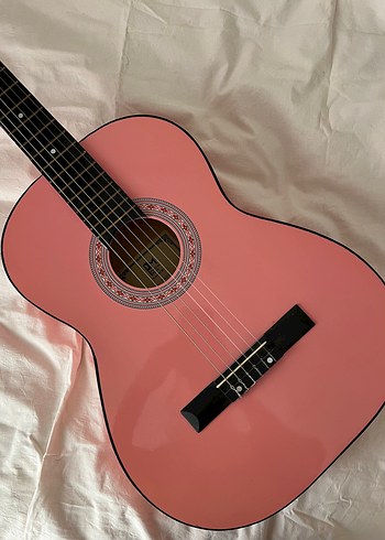 Pembe Renkli Akustik Gitar