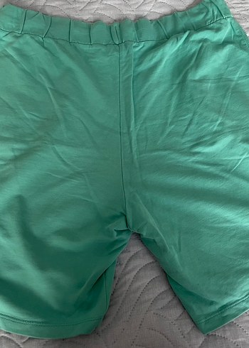 Parlak Yeşil, Bol Kesim, Kemerli Şort - Görsel 3