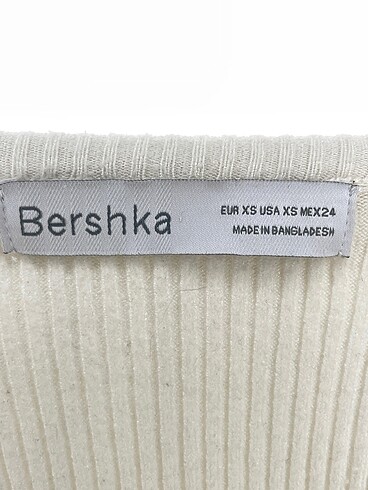 xs Beden beyaz Renk Bershka Bluz %70 İndirimli.