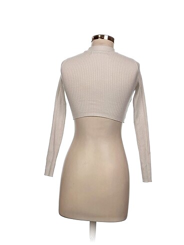xs Beden Bershka Bluz %70 İndirimli.
