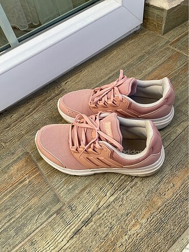 Orjinal adidas 37,5 numara kusursuz