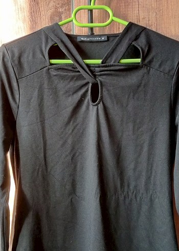 V Yaka Siyah Uzun Kollu Kadın Bluz - Görsel 2