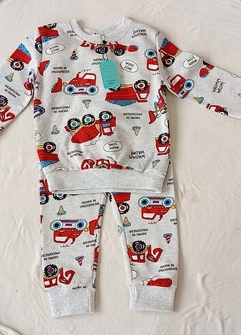 4 Yaş Beden çeşitli Renk Mevsimlik pijama takimi