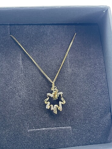 So Chic So Chic Kolye %70 İndirimli.