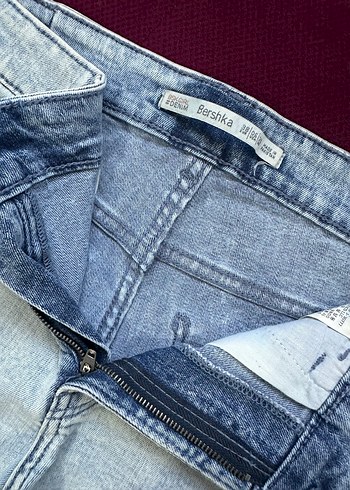 Bershka Bayan kot şort - Görsel 4