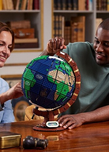 Diğer Lego 21332 Globe Yerküre