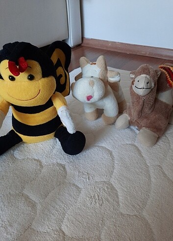Peluş oyuncaklar 3 adet