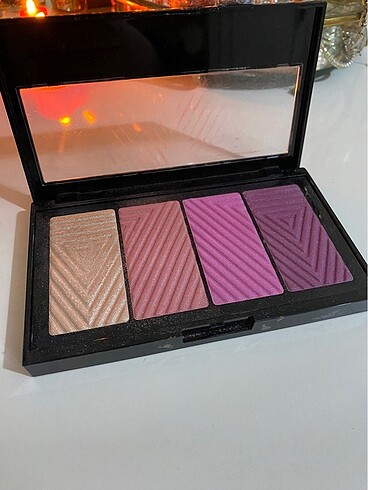 Beden maybelline master blush allık paleti