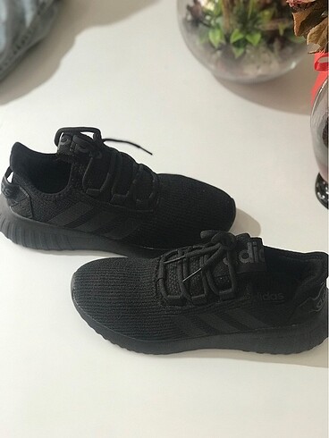 37 Beden Adidas ayakkabı