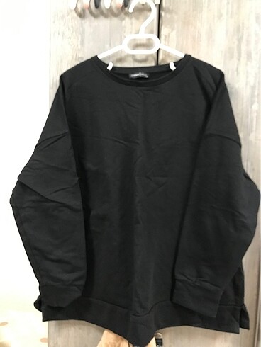 siyah sweatshirt