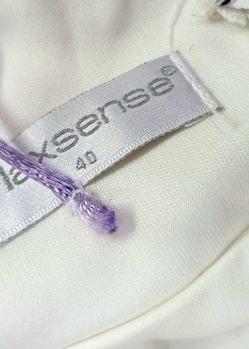 Mor Çiçek Desenli Uzun V Yakalı Elbise - Görsel 4