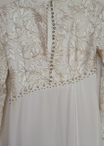 Uzun Kollu Boncuk İşlemeli Beyaz Tesettür Elbisesi - Görsel 3