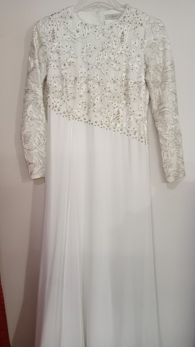 Uzun Kollu Boncuk İşlemeli Beyaz Tesettür Elbisesi - Görsel 2