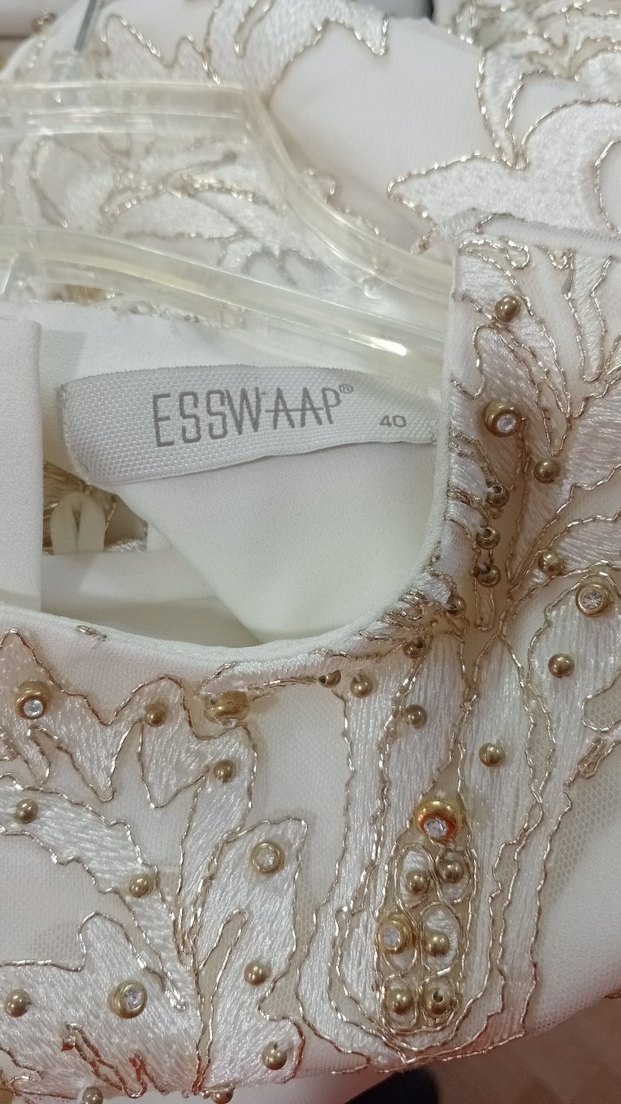 Uzun Kollu Boncuk İşlemeli Beyaz Tesettür Elbisesi - Görsel 5