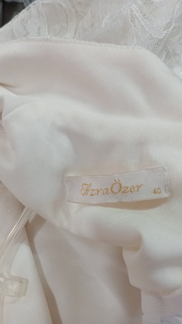 Dantel Detaylı Beyaz V Yaka Uzun Kollu Nişanlık - Görsel 5