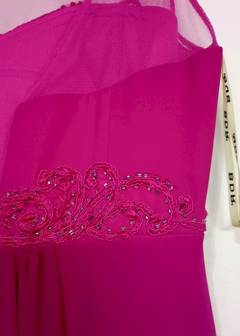 Pembe V Yaka Boncuk İşlemeli Abiye Elbise - Görsel 6