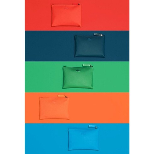 Lacoste makyaj çantası