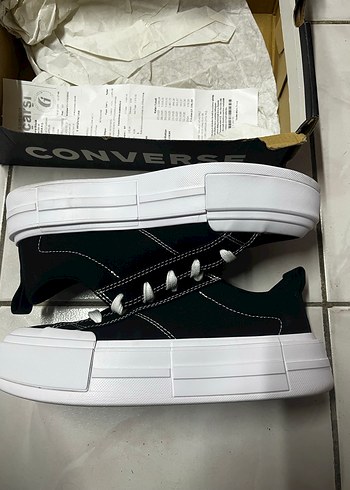 39 Beden siyah Renk Converse Beyaz Siyah Spor Ayakkabı Elastik Bağcıklı