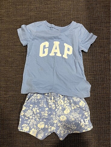 GAP bebek 4 yaş ikili takım