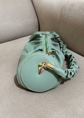 Yeşil Büzgülü Kadın Çanta - Görsel 2