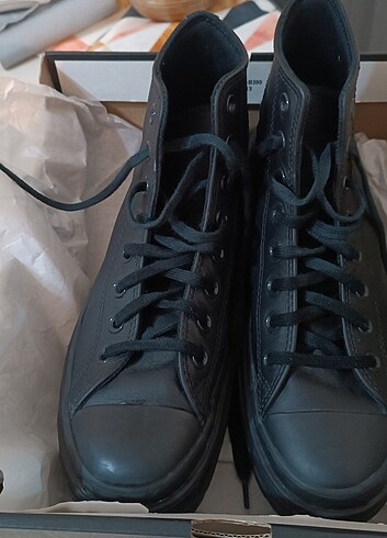 39,5 Beden siyah Renk Gerçek converse