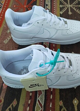 Nike Air ithal