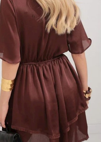 V Yaka Düğmeli Kahverengi Mini Elbise - Görsel 3