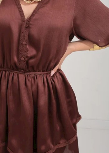 V Yaka Düğmeli Kahverengi Mini Elbise - Görsel 2