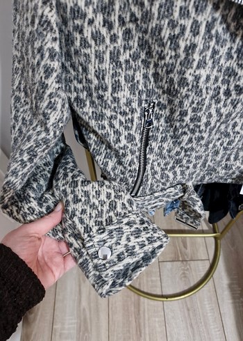 leopar Desenli Gri Mini Kadın Kaban - Görsel 6