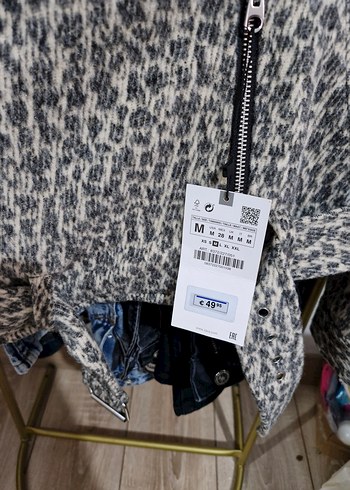 leopar Desenli Gri Mini Kadın Kaban - Görsel 5