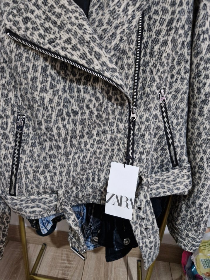 leopar Desenli Gri Mini Kadın Kaban - Görsel 4