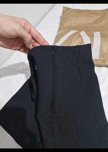 Zara Siyah Yüksek Bel Mini Şort - Görsel 4