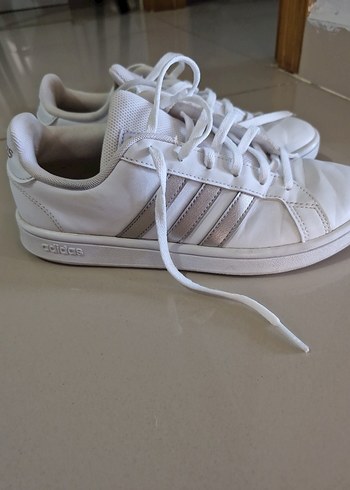 Adidas Beyaz Gri Kadın Spor Ayakkabı - Görsel 2