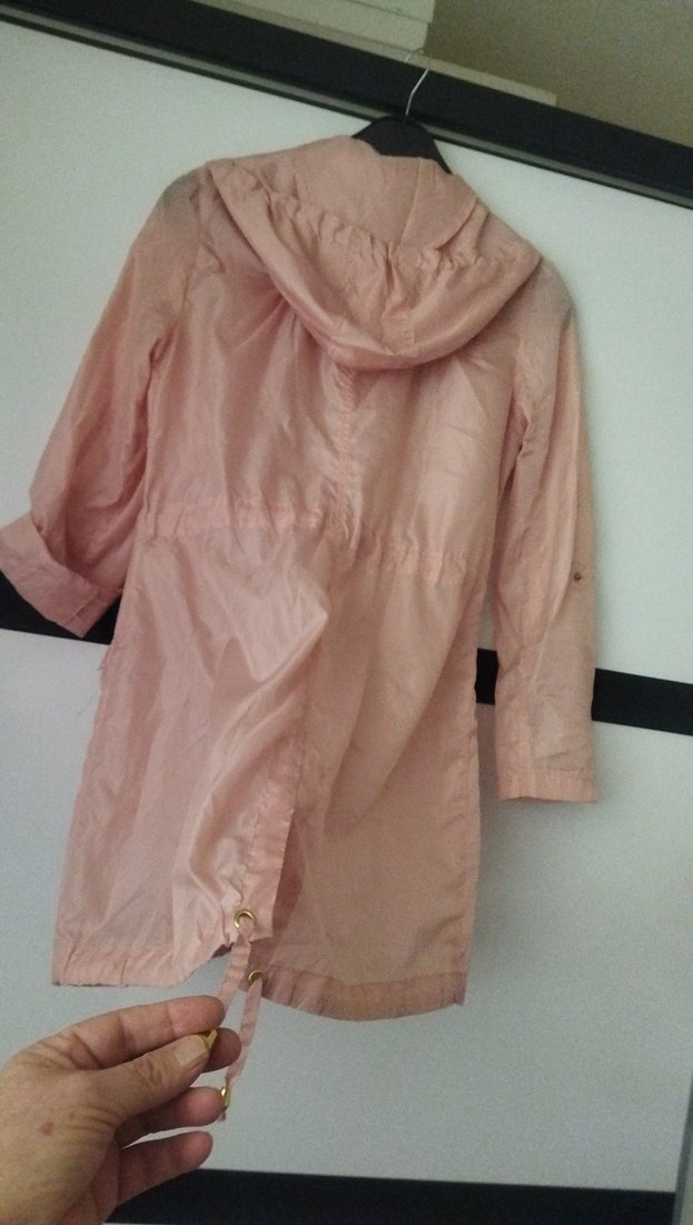 Pembe Düğmeli Midi Yağmurluk - Görsel 4