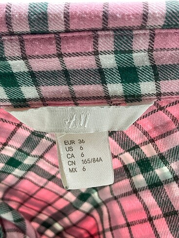 36 Beden çeşitli Renk H&M Gömlek %70 İndirimli.