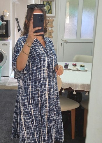 Lacivert V Yaka Elbise - Görsel 3