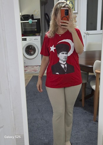 Atatür Baskılı Tşört - Görsel 4